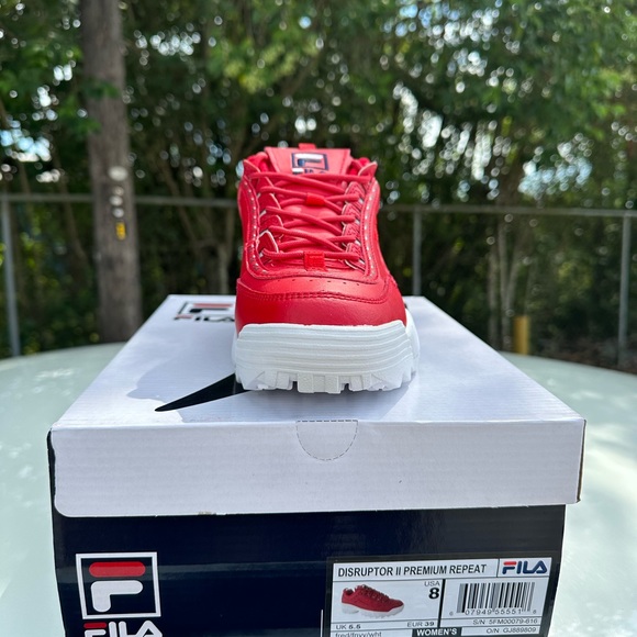 Woman Fila 👟 Shoes - Picture 4 of 4